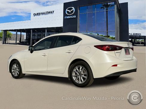Used 2016 MAZDA MAZDA3 i Touring image 4