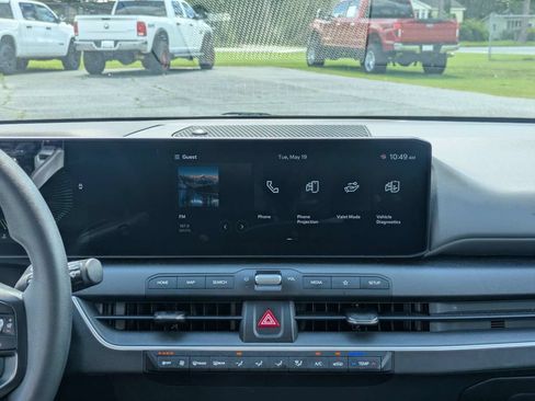 Used 2025 Kia K4 FWD image 18