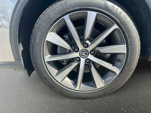 Certified 2026 Acura MDX w/ Technology Package FWD image 9