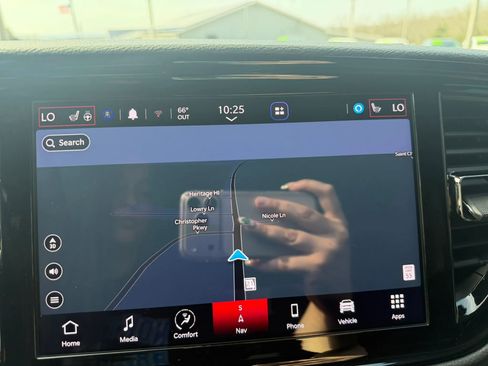 Used 2023 Dodge Durango R/T w/ Tow 'N Go Package image 32