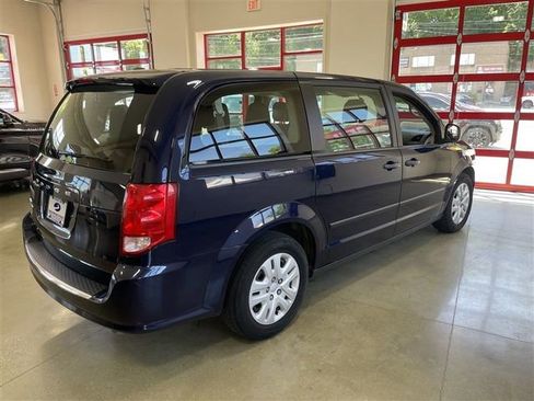 Used 2015 Dodge Grand Caravan American Value Package w/ UConnect Hands-Free Group FWD image 7