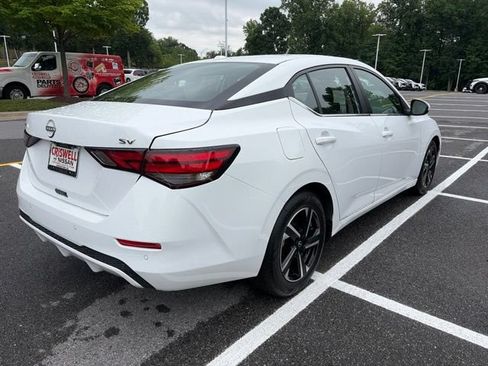 Certified 2024 Nissan Sentra SV FWD image 3