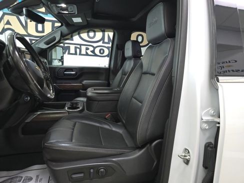 Used 2022 Chevrolet Silverado 2500 High Country w/ Z71 Off-Road Package image 19