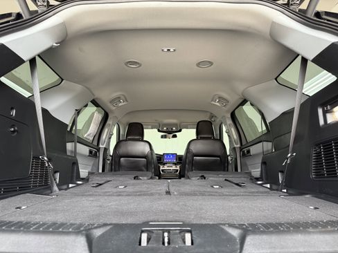 Used 2022 Ford Explorer XLT w/ Equipment Group 202A image 48