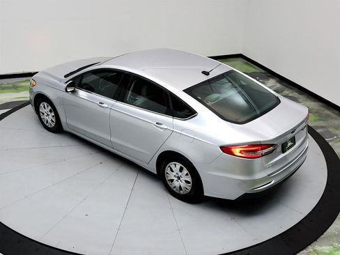 Used 2019 Ford Fusion S image 35