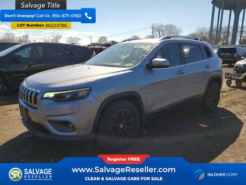 Used 2019 Jeep Cherokee Latitude w/ Popular Appearance Group image 1