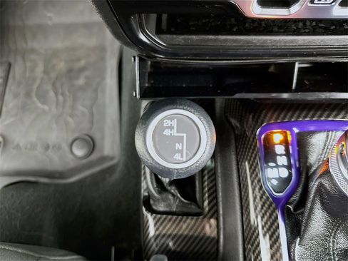 Used 2022 Jeep Gladiator Sport image 38