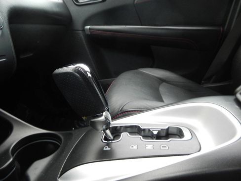 Used 2015 Dodge Journey R/T image 40