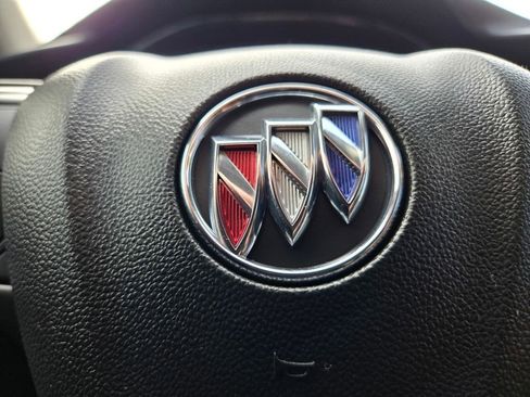 Used 2022 Buick Envision Avenir w/ Technology Package II image 28