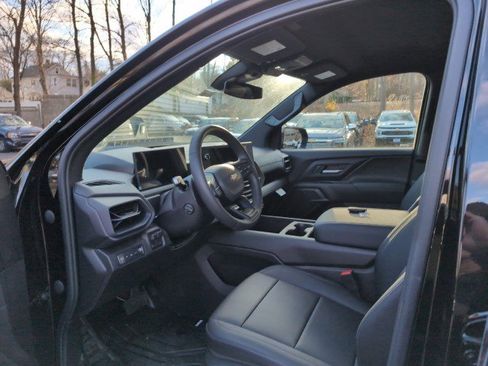New 2024 Chevrolet Silverado EV W/T image 29