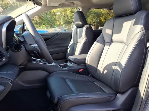 New 2025 Subaru Outback Touring XT image 7