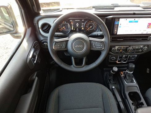 New 2026 Jeep Gladiator Sport image 7