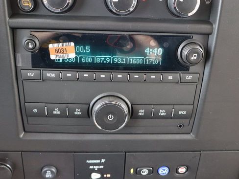 New 2025 Chevrolet Express 3500 Work Van w/ Chrome Appearance Package image 8