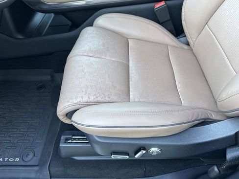 New 2025 Lincoln Navigator Black Label image 10