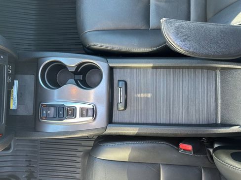 Used 2022 Honda Pilot Special Edition image 31