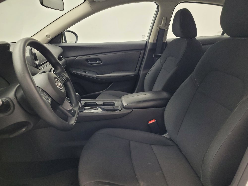 Used 2025 Nissan Sentra S FWD image 17