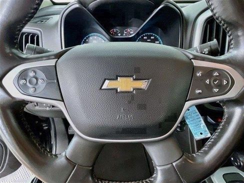 Used 2019 Chevrolet Colorado LT AWD/4WD image 14
