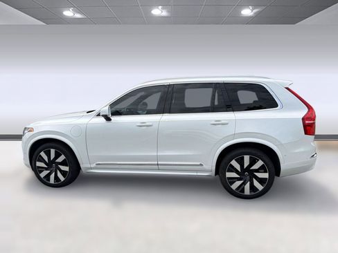Certified 2023 Volvo XC90 T8 Ultimate w/ Lounge Package AWD/4WD image 2