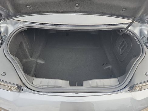 Used 2021 Chevrolet Camaro LT w/ RS Package image 29