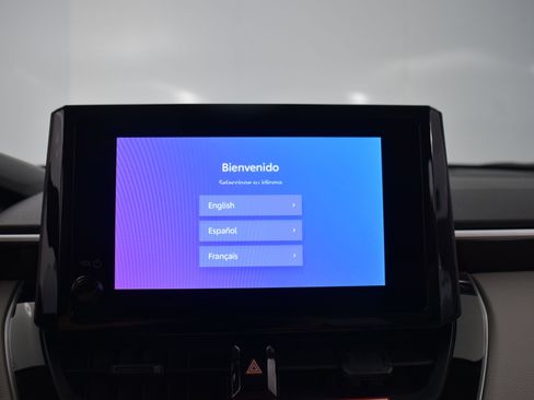 Used 2025 Toyota Corolla Cross L image 19