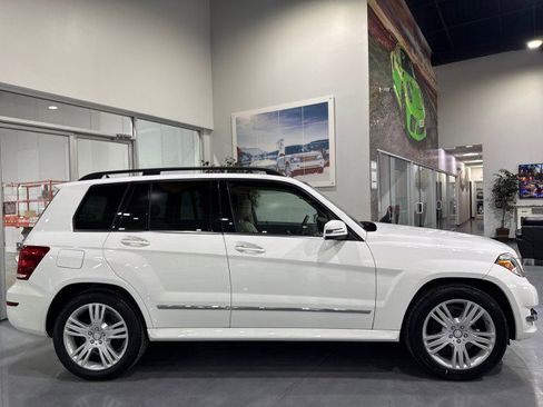 Used 2015 Mercedes-Benz GLK 350 2WD image 5
