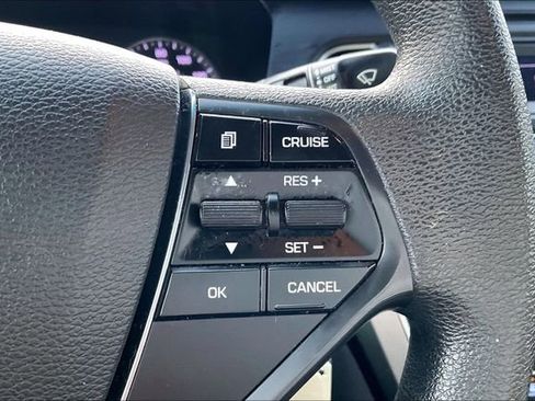Used 2016 Hyundai Sonata SE image 18