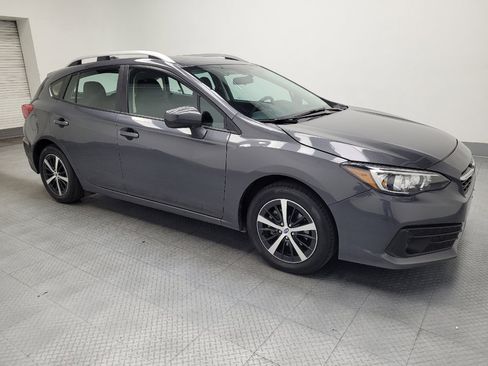 Used 2022 Subaru Impreza Premium image 11