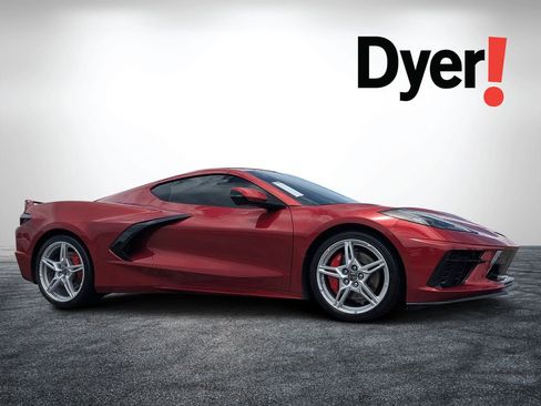 Used 2024 Chevrolet Corvette Stingray Preferred Cpe w/ Z51 Performance Package RWD image 1