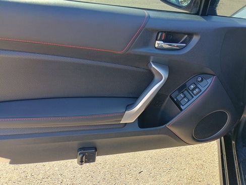 Used 2017 Subaru BRZ Limited w/ Popular Package #3 image 10