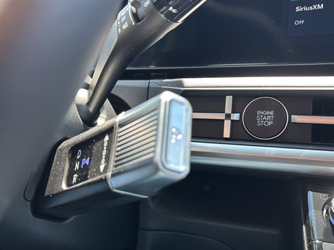 New 2026 Hyundai Santa Fe SE FWD image 18