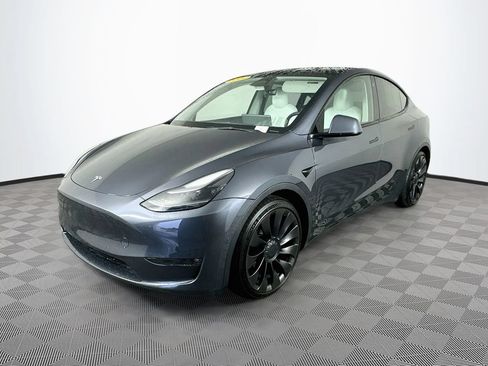 Used 2022 Tesla Model Y Performance AWD/4WD image 5