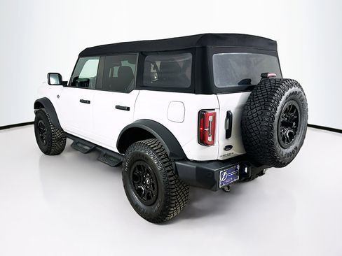 Used 2023 Ford Bronco Wildtrak image 7