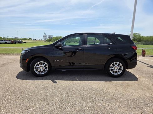 Used 2024 Chevrolet Equinox LS FWD image 4