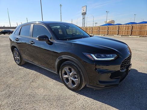 Used 2026 Honda HR-V LX image 10