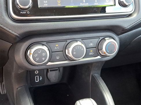 Used 2023 Nissan Versa S image 17