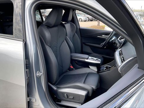 Used 2025 BMW X2 xDrive28i image 8