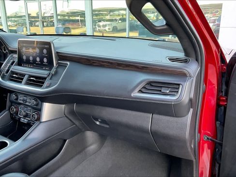 Used 2021 Chevrolet Suburban LT w/ Rear Media and Nav Package AWD/4WD image 19