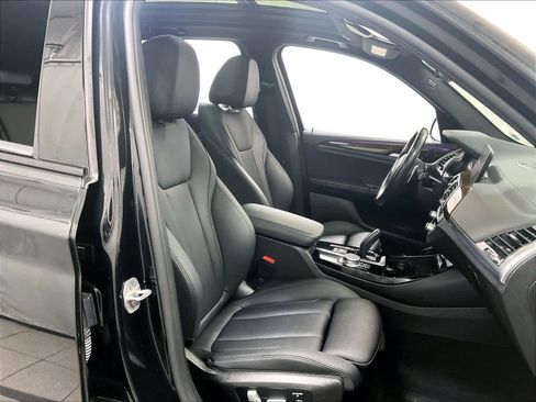 Used 2021 BMW X3 M40i w/ Premium Package image 11