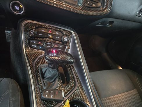 Used 2018 Dodge Challenger SXT w/ Blacktop Package image 18