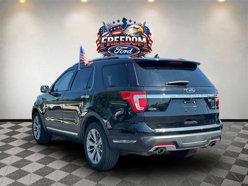 Used 2018 Ford Explorer Limited AWD/4WD image 6