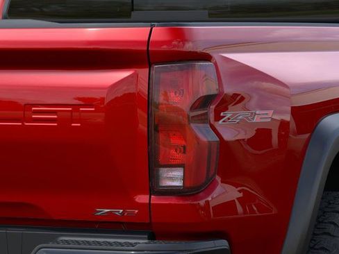 New 2026 Chevrolet Colorado ZR2 w/ Technology Package AWD/4WD image 11