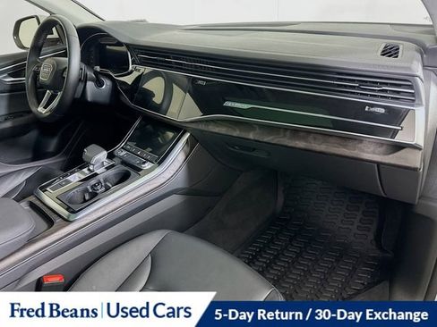 Used 2023 Audi Q8 Premium w/ Convenience Package AWD/4WD image 32