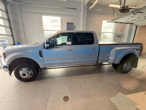 Used 2017 Ford F350 Lariat w/ Lariat Ultimate Package image 10