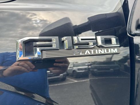 Used 2019 Ford F150 Platinum w/ Technology Package AWD/4WD image 27