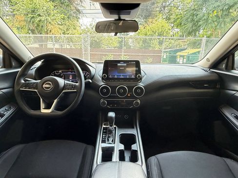 Used 2025 Nissan Sentra SV FWD image 31