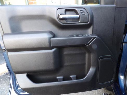 Used 2022 Chevrolet Silverado 1500 Custom image 26