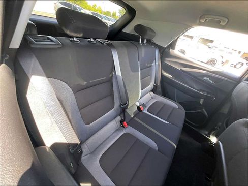Used 2023 Chevrolet TrailBlazer LT FWD image 28