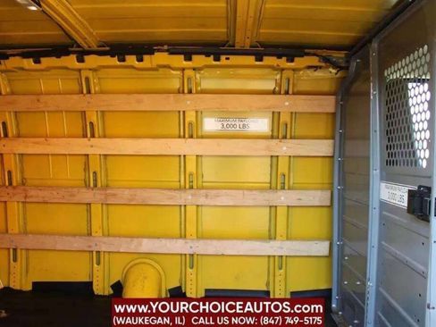 Used 2017 GMC Savana 2500 Extended image 24