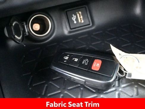 Certified 2025 Toyota RAV4 XLE w/ Convenience Package image 19