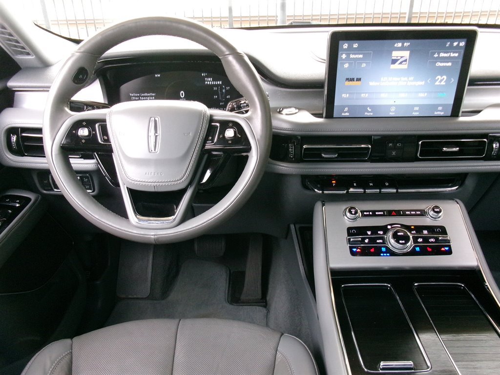 Used 2020 Lincoln Aviator Reserve w/ Equipment Group 201A AWD/4WD image 46